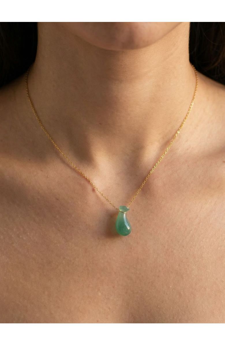 seree Fudai Green Jade Stone Pendant Necklace, Alternate, color, Green