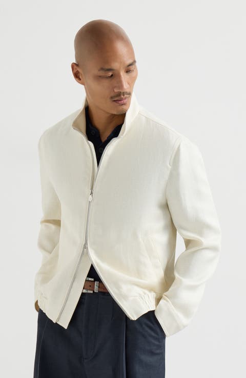 Outerwear jacket with stand collar
