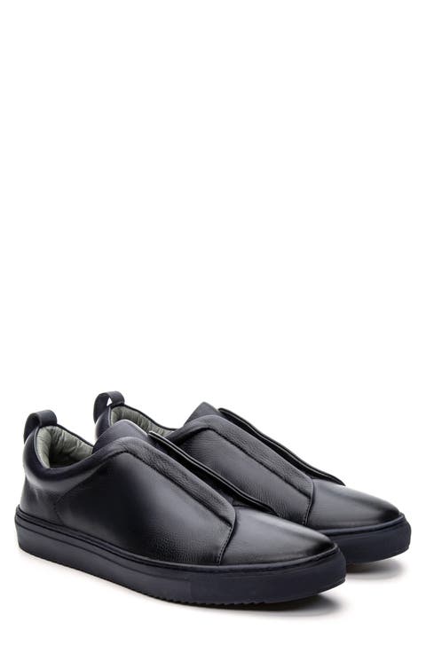 33 Laceless Low Top Sneaker