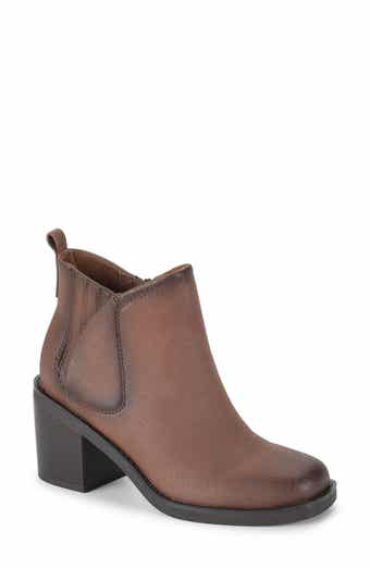 BARETRAPS Maria Chelsea Boot