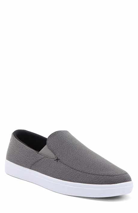 TravisMathew Phenom Slip-On Sneaker