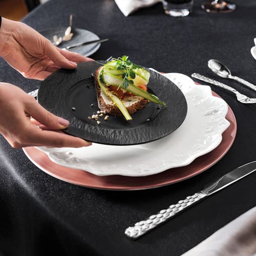 Villeroy & Boch Manufacture Rock Salad Plate In Black
