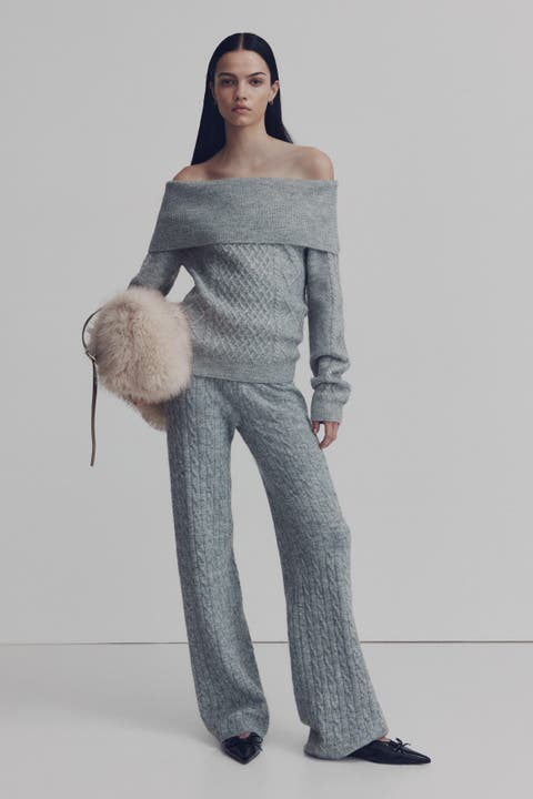 Off-the-shoulder Jumper