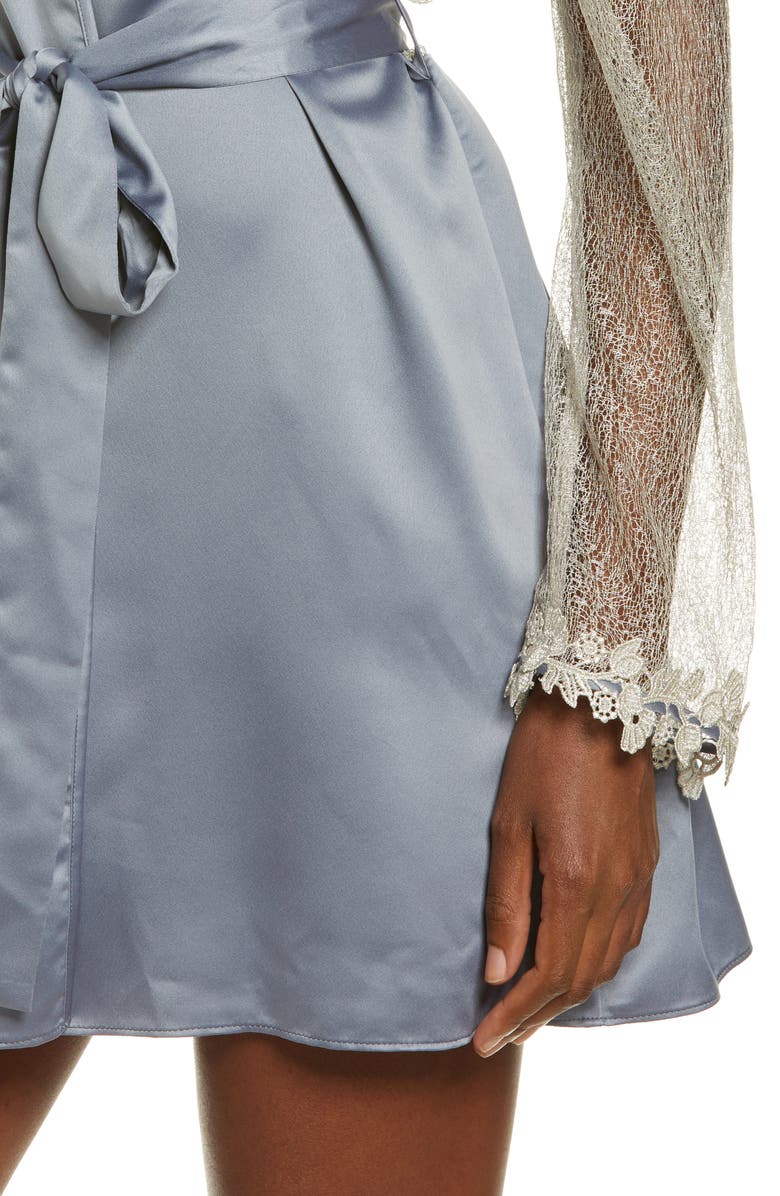 Flora Nikrooz Showstopper Robe, Alternate, color, 