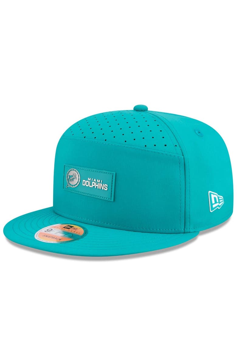 New Era Men's New Era Aqua Miami Dolphins 2025 Sideline Throwback Split Panel 9FIFTY Snapback Hat, Main, color, Aqua