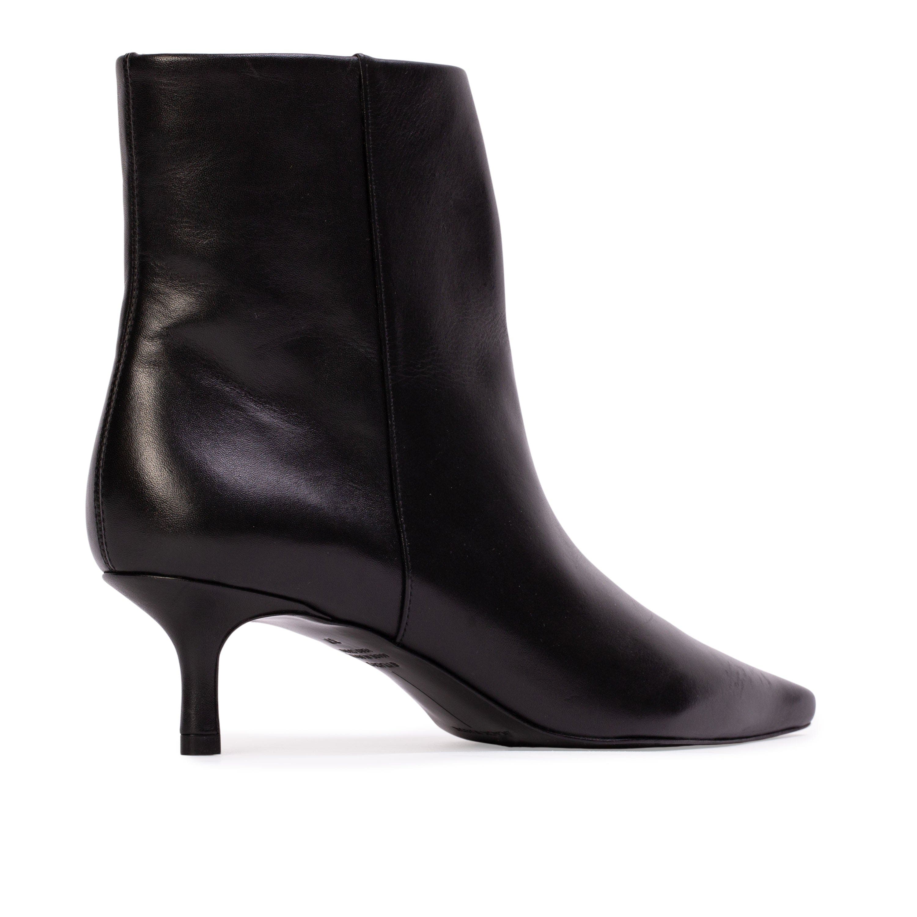 BLACK SUEDE STUDIO Harlow 50 Boot, Alternate, color, Black Leather