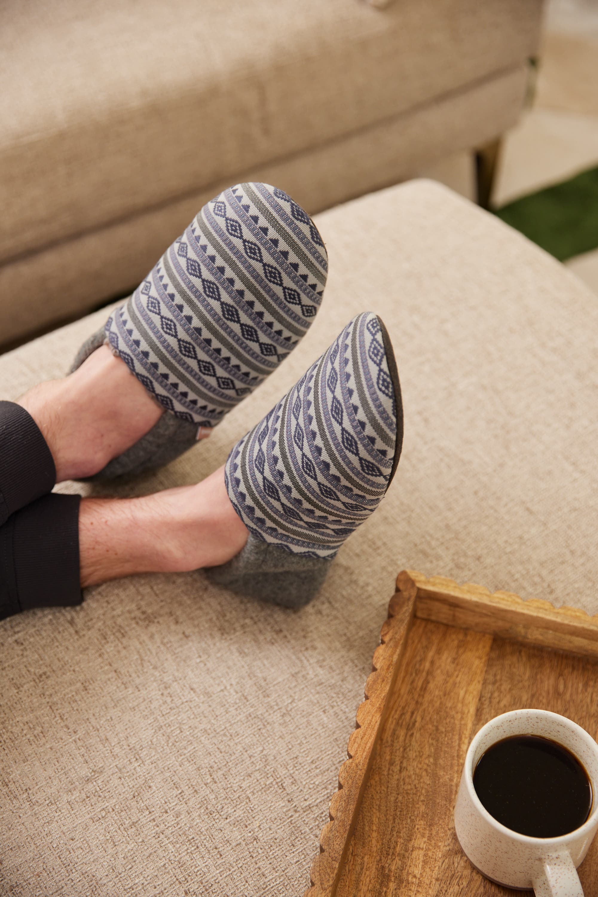 Feelgoodz Mens Laidback Slipper Artisan Woven Indoor Closed Heel House Shoes, Alternate, color, 