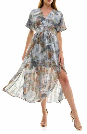 Socialite V-Neck Dolman Sleeve Midi Dress