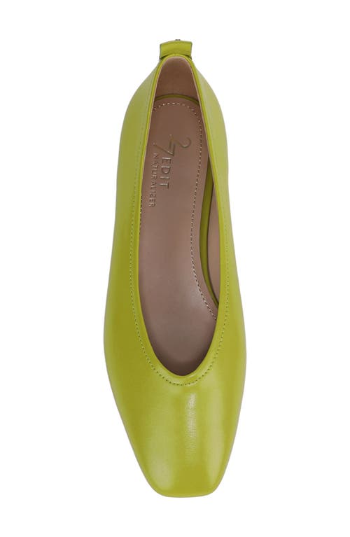 27 Edit Naturalizer Carla Flat In Chartreuse Green
