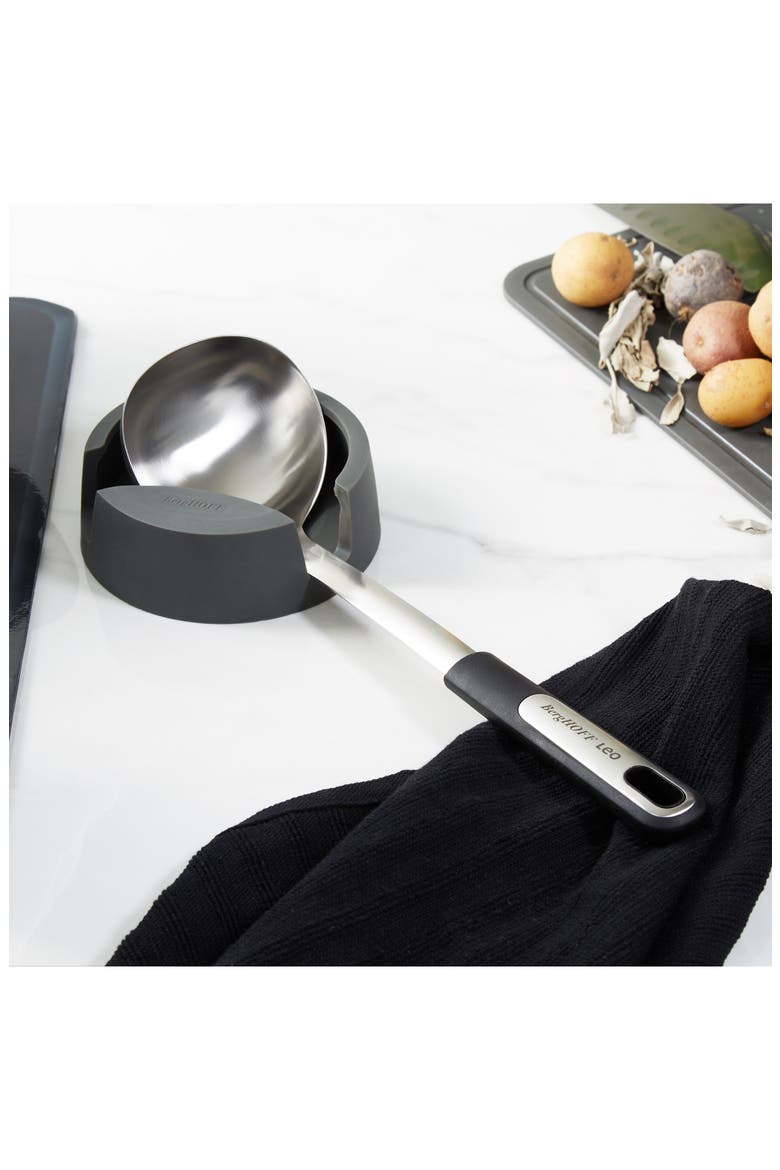 Soup Ladle, Alternate, color, BLACK