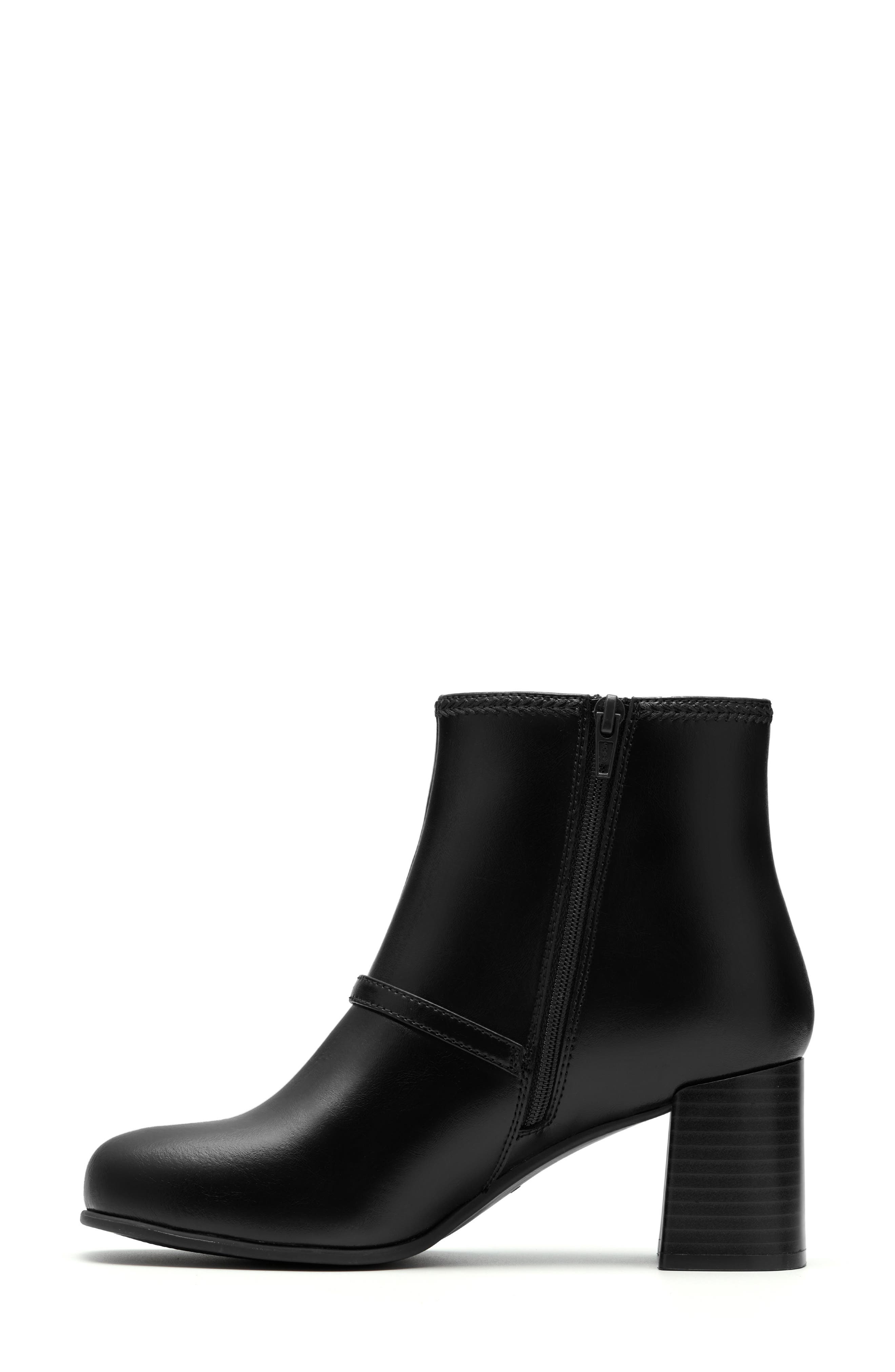 Clarks<sup>®</sup> Keirsta Day Block Heel Boot, Alternate, color, Black Leather
