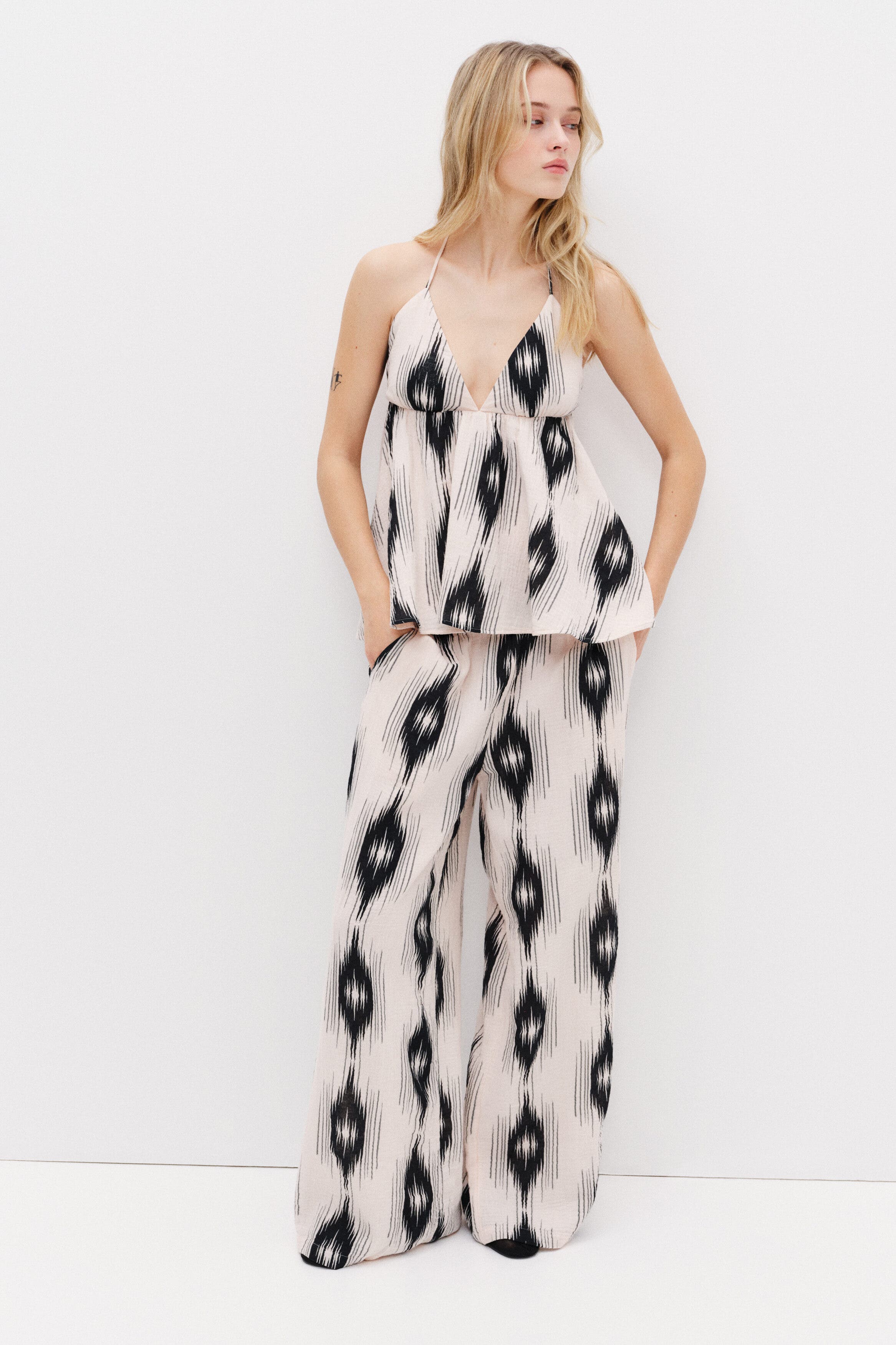 Straight-leg muslin pants - image 3