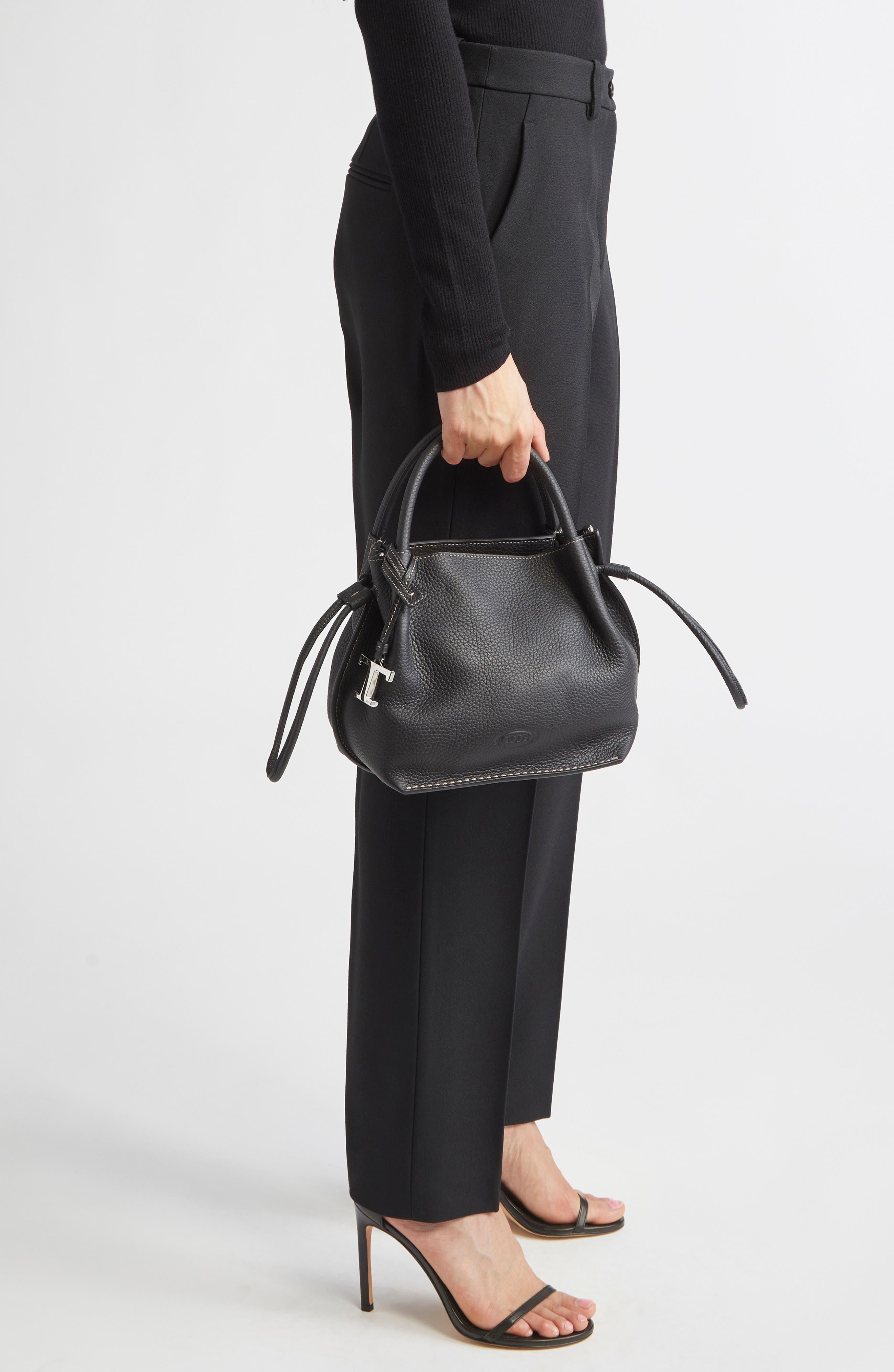 Tod's Small Buz Leather Bucket Bag, Alternate, color, Nero