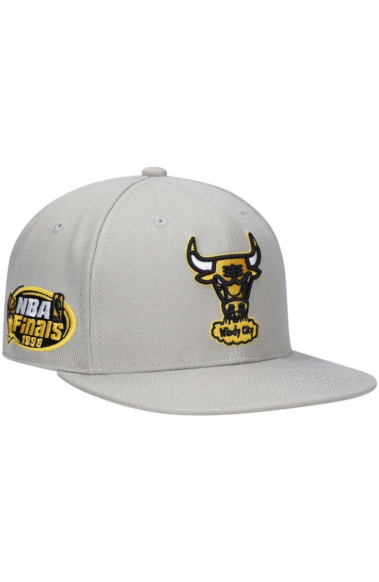 Mitchell & Ness Men's Mitchell & Ness Gray Chicago Bulls Hardwood Classics 1998 NBA Finals Sunny Gray Fitted Hat, Main, color,