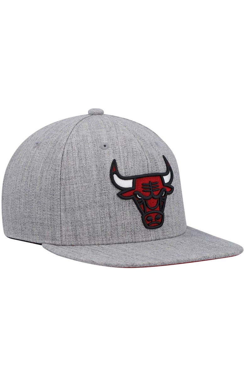 Mitchell & Ness Men's Mitchell & Ness Heathered Gray Chicago Bulls 2.0 Snapback Hat, Alternate, color,