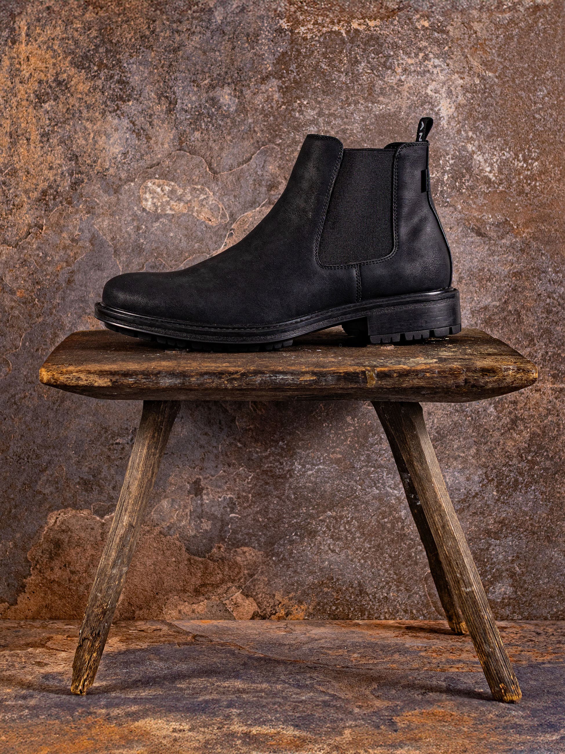 V.GAN LONDON Vegan Gem Chelsea Boots, Alternate, color, Black