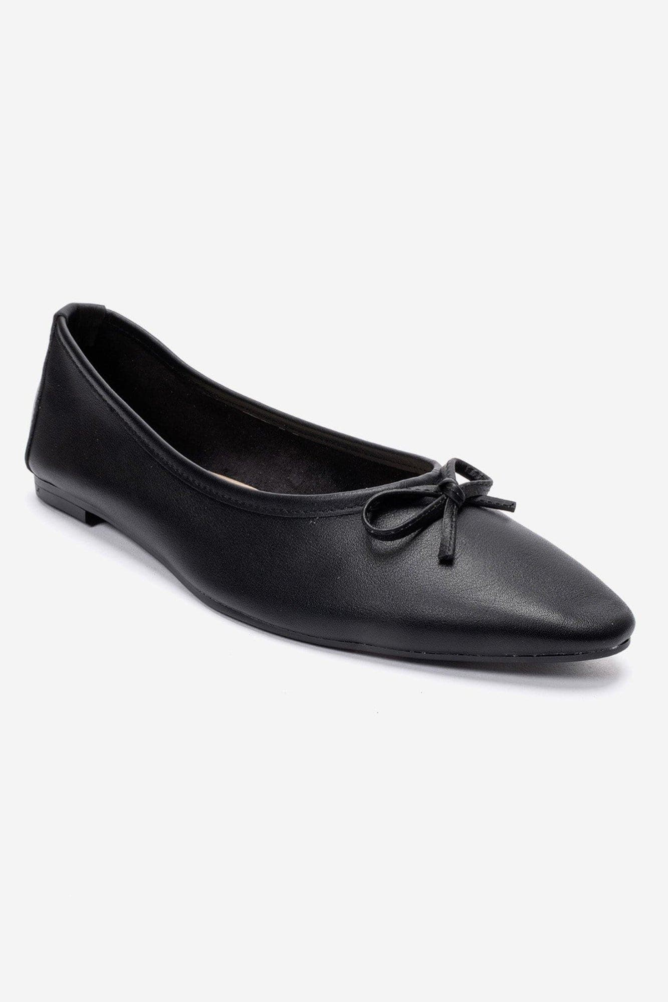 Umiel Leather Bow Ballet Flat, Alternate, color, Black