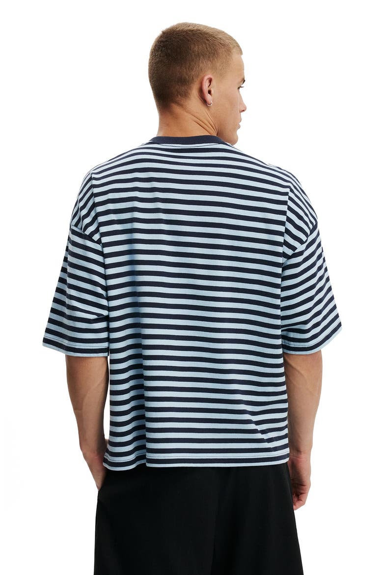 Men's Cropped Fit T-Shirt, Alternate, color, True Navy  Powder Blue