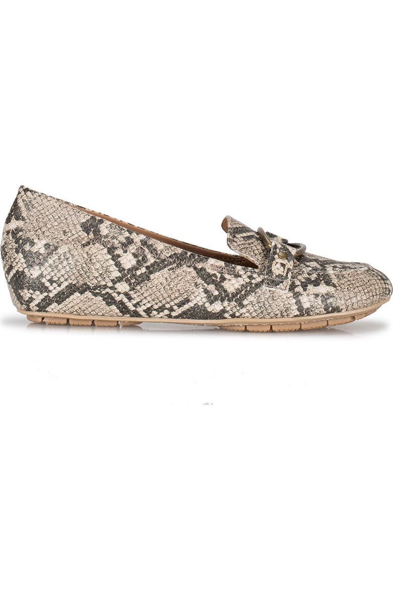 30150a Color BARETRAPS Kellye Loafer (Women) | Nordstromrack