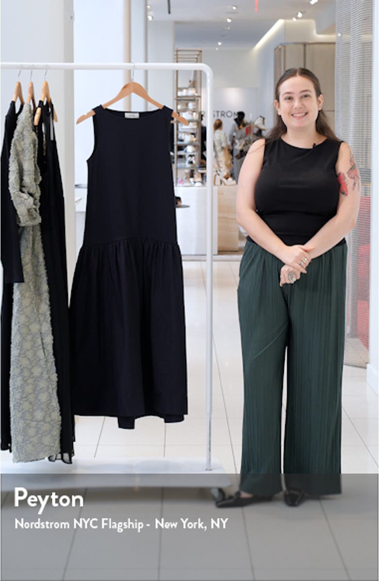 Voluminous Sleeveless Midi Dress, sales video thumbnail