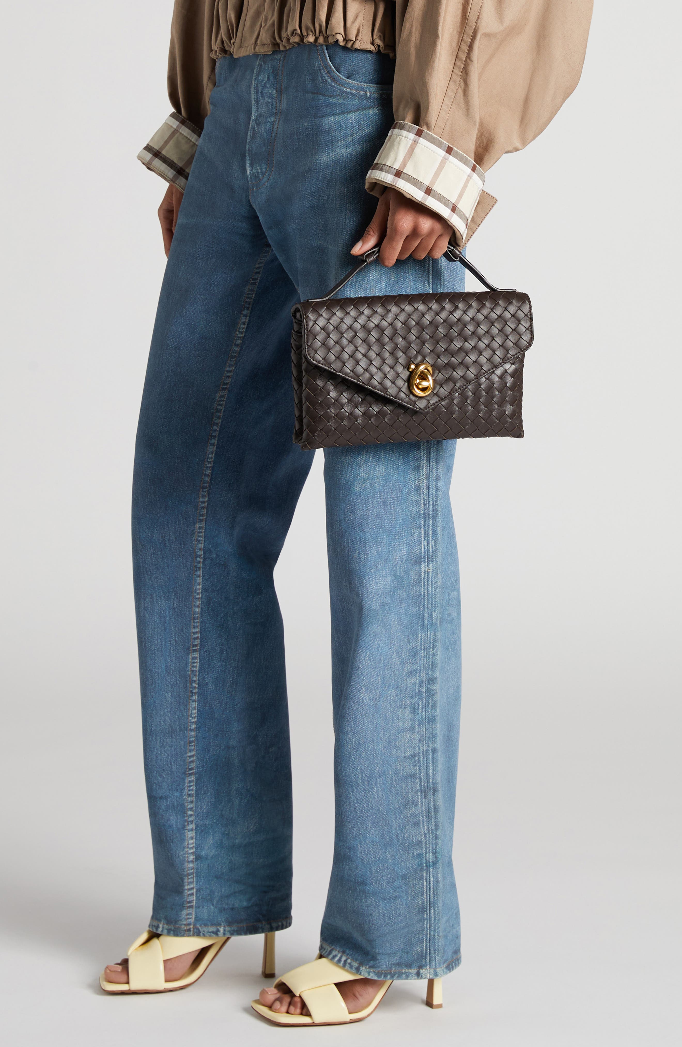 Bottega Veneta Knot Lock Intrecciato Leather Shoulder Bag, Alternate, color, 