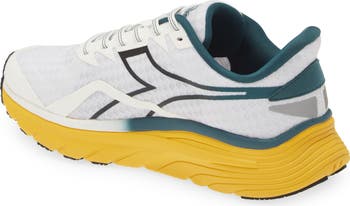 Equipe Nucleo Running Shoe
