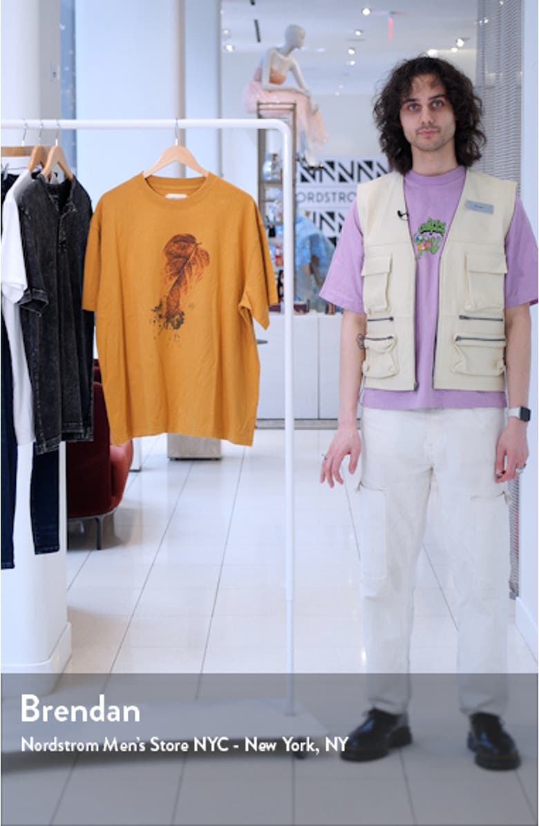 Leaf Cotton Graphic T-Shirt, sales video thumbnail