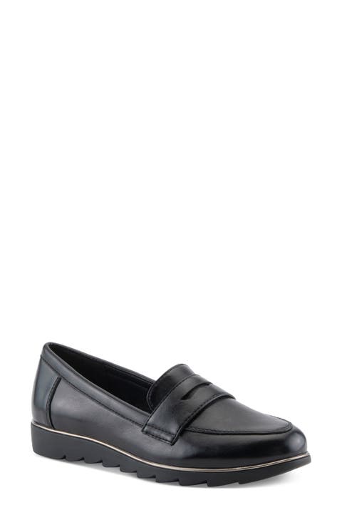 Cantuta Faux Leather Loafer
