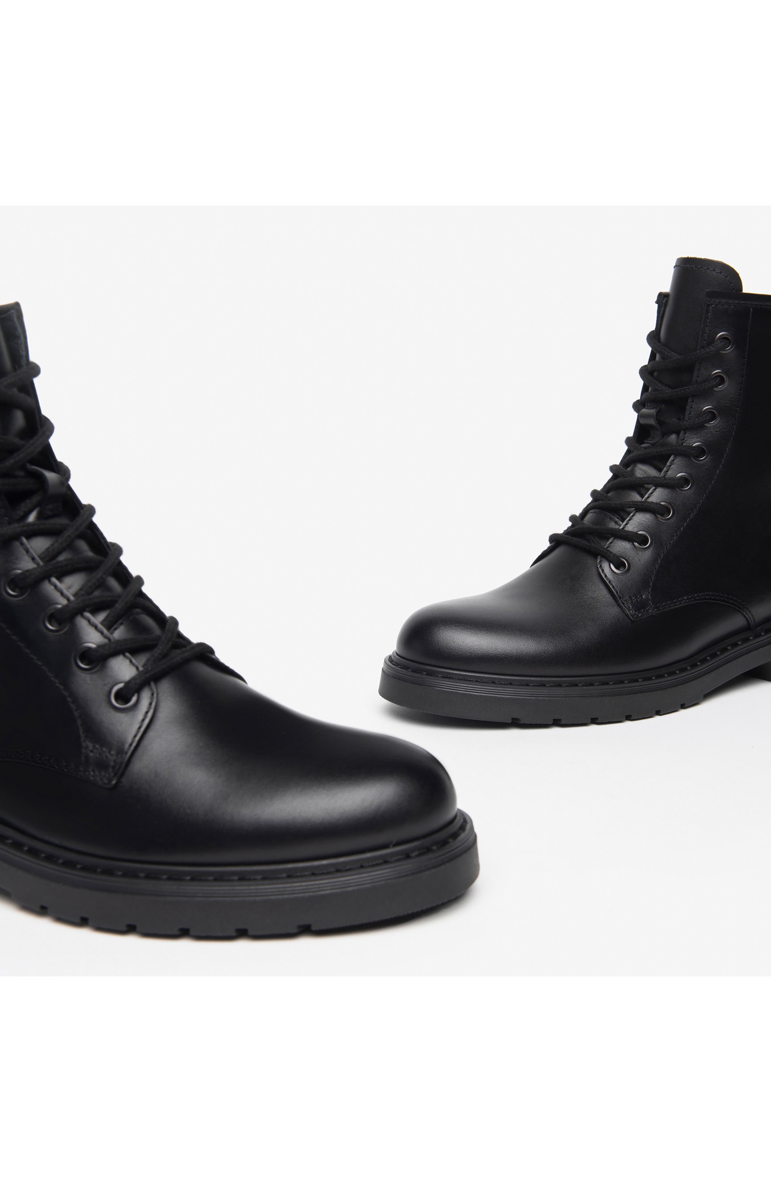 NeroGiardini Clean Combat Boot, Alternate, color, Black