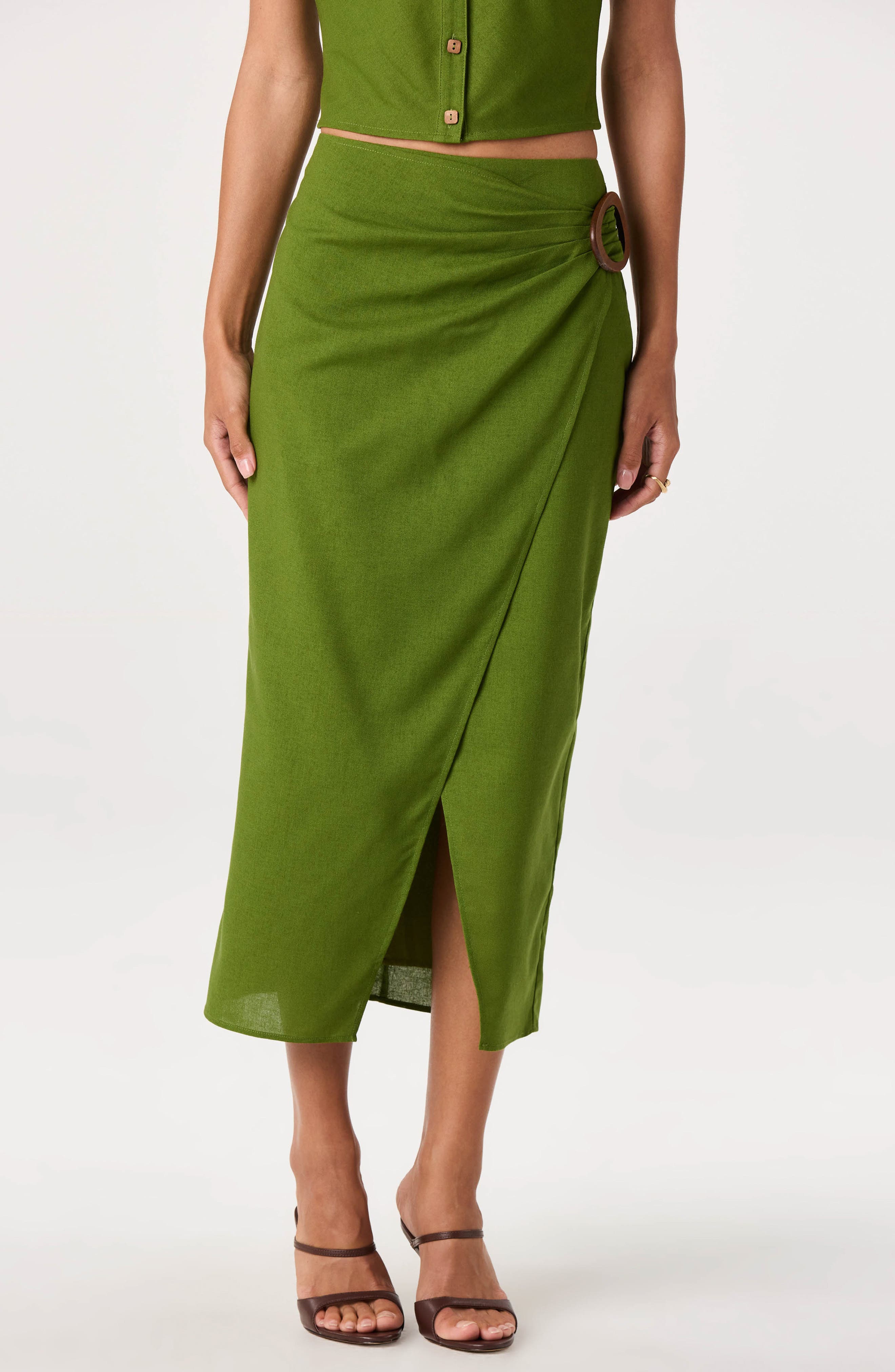selected GREEN