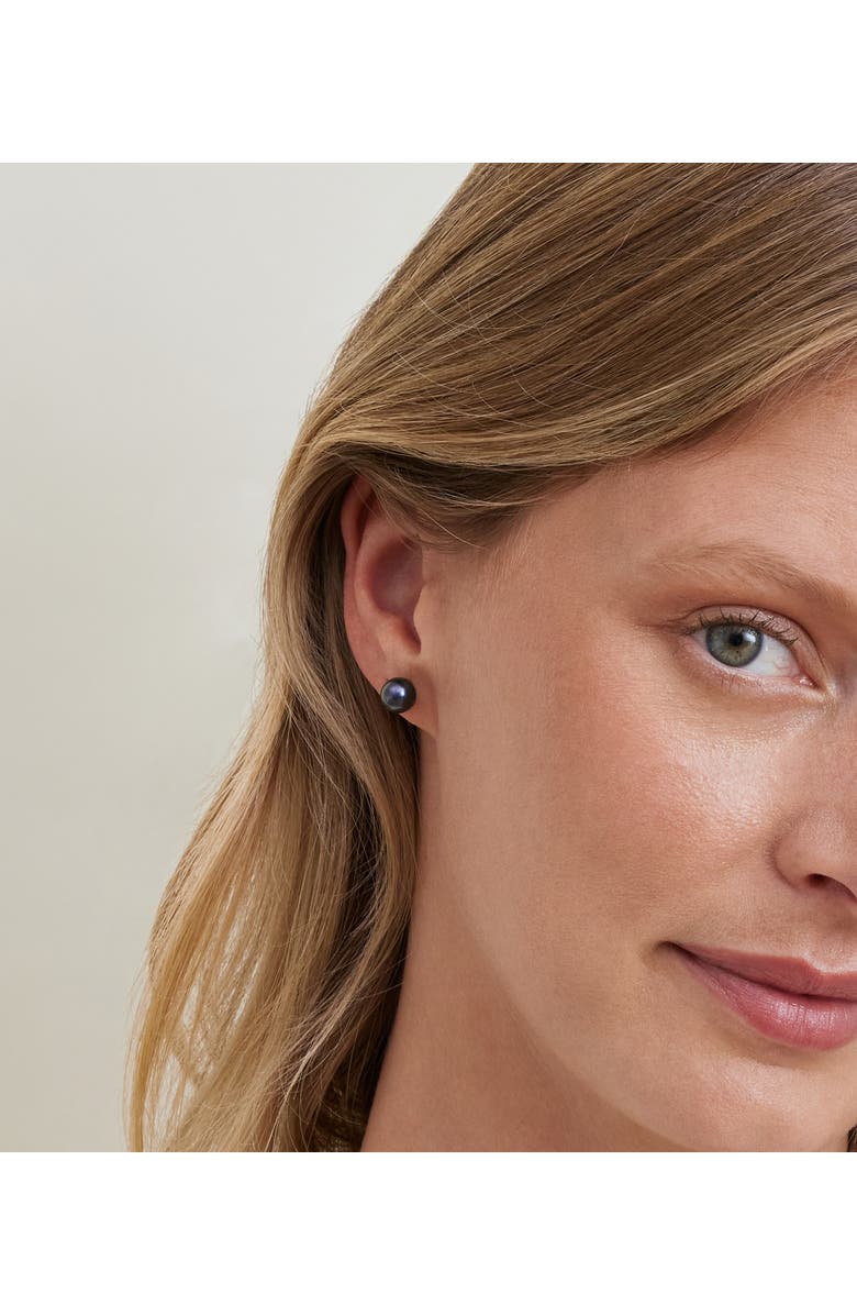 The Pearl Source Akoya Round Pearl Stud Earrings 7.5-8mm, Alternate, color, Black Pearl - Yellow Gold