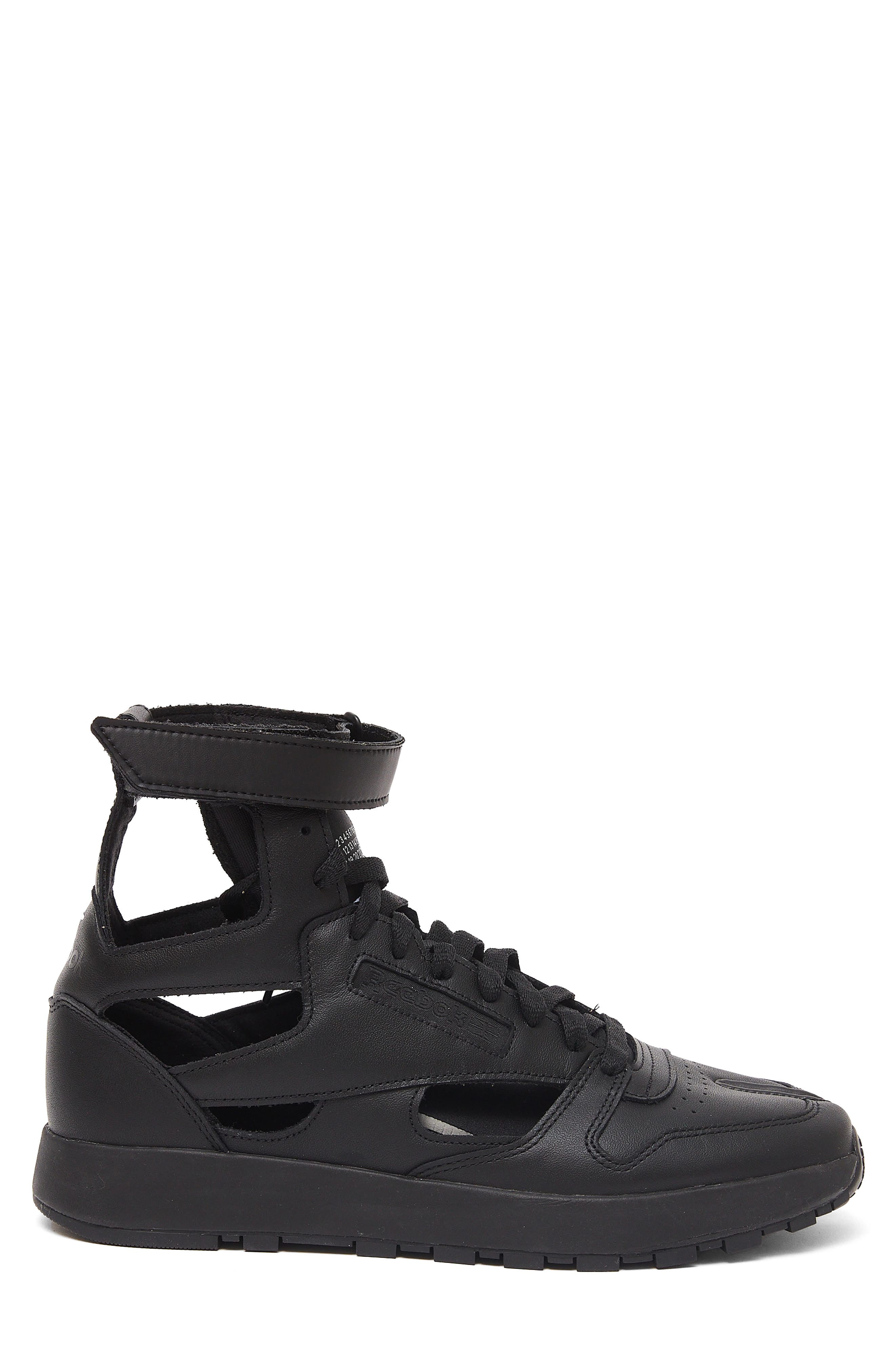 Maison Margiela x Reebok Classic Leather Tabi High Top Sneaker, Alternate, color, 