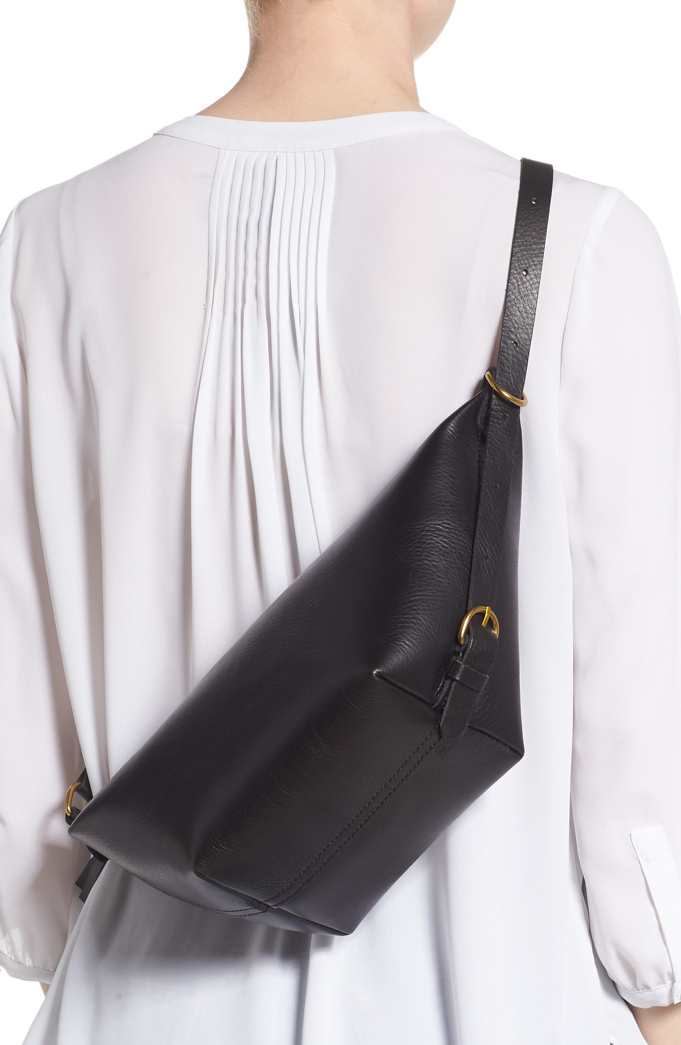 Madewell The Leather Sling Bag, Alternate, color, 