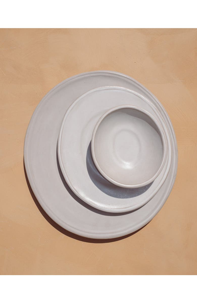 Une Vie Nomade Cloud Oval Dinner Plate - Set of 4, Alternate, color, Grey