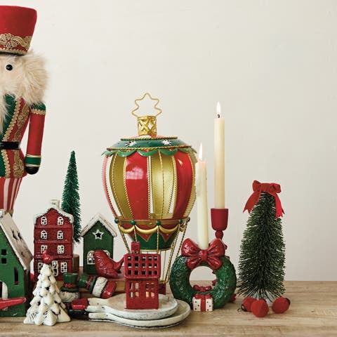 Hand-Painted Dolomite Wreath Taper Holder with Festive Bow