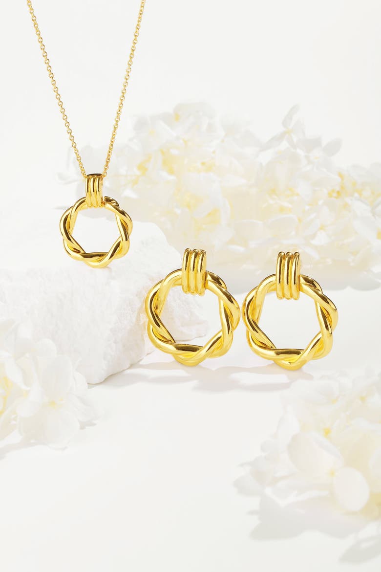 Eléa Twisted Hoop Pendant Necklace, Alternate, color, Gold