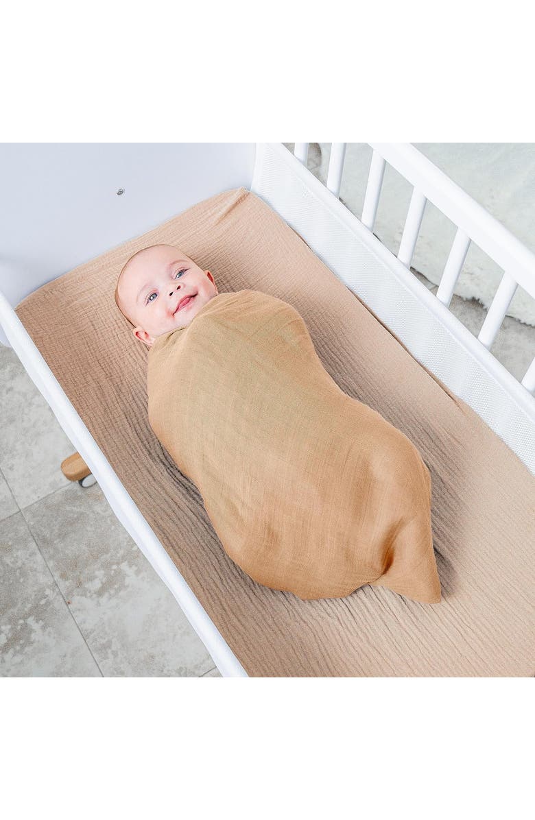 Comfy Cubs Muslin Swaddle Blanket, 1 Pack, Alternate, color, Caramel