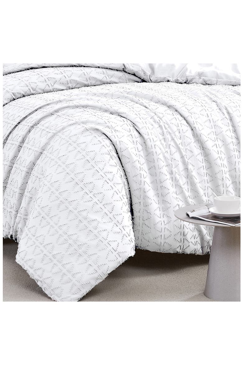 Bali Clipped Jacquard Duvet Cover, Alternate, color, WHITE