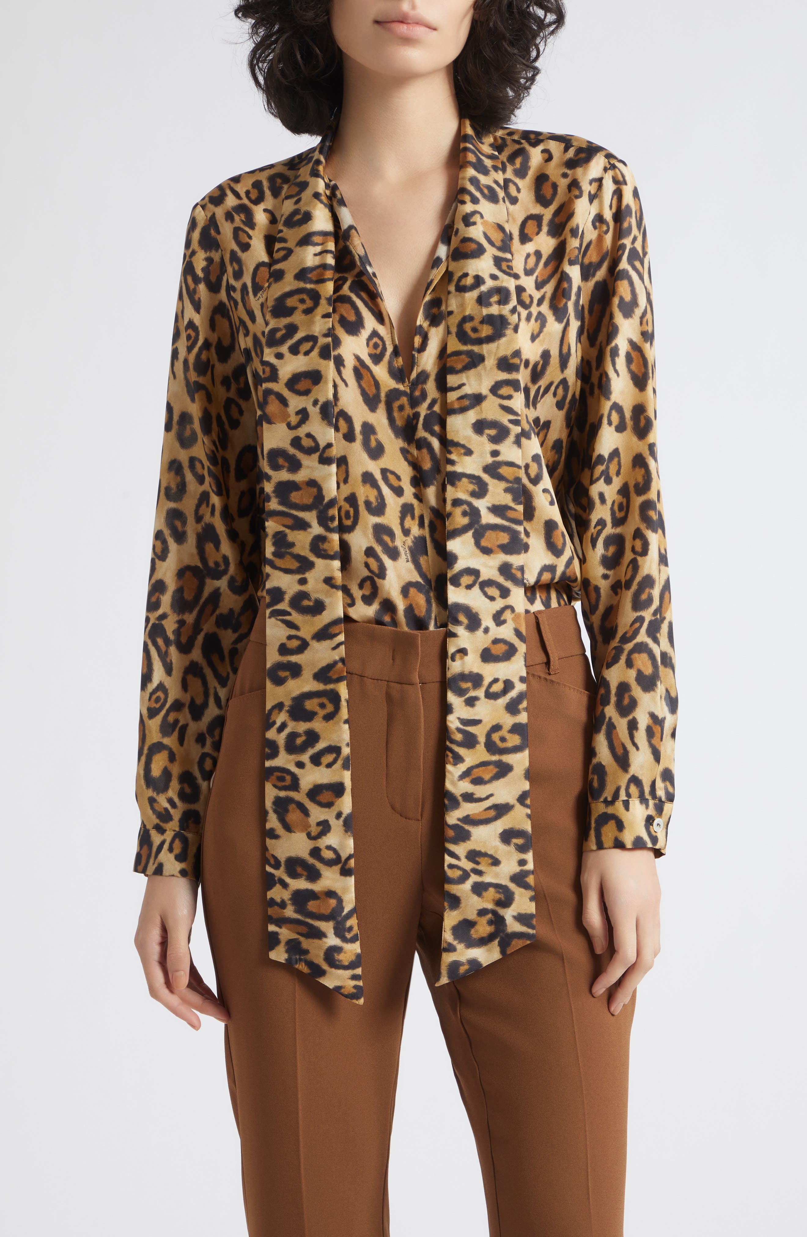 selected BEIGE SPOTTED PRINT