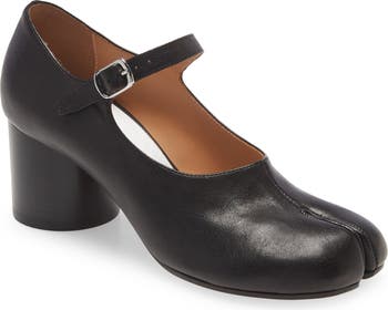 Maison Margiela Décolleté Tabi Mary Jane Pump (Women