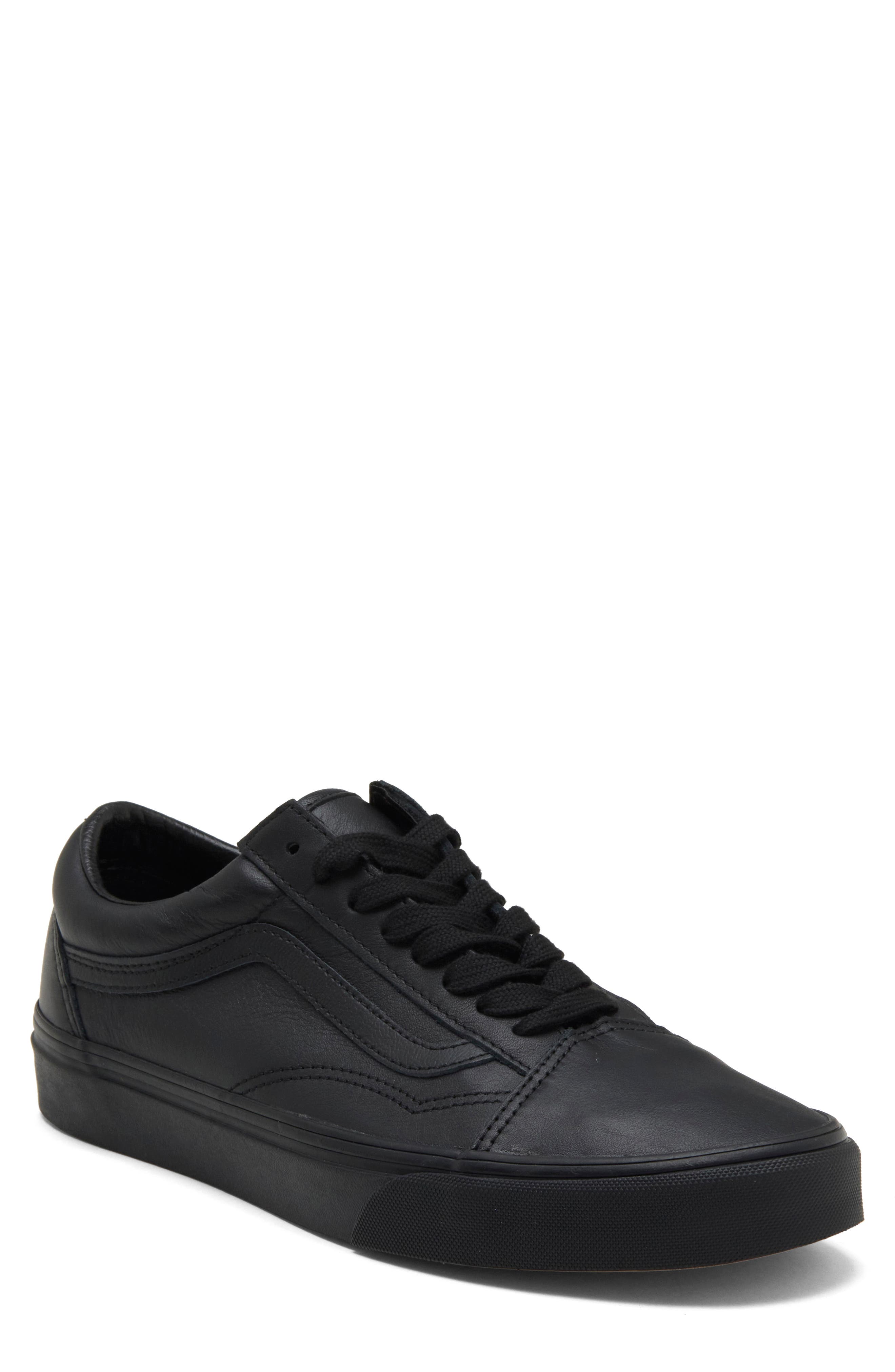 Old Skool Leather Sneaker