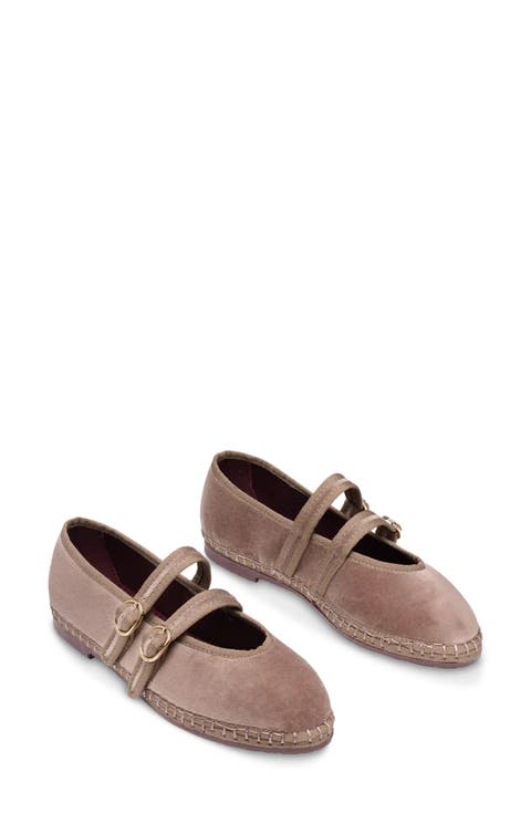 Claire Linfa Mary Jane Flat