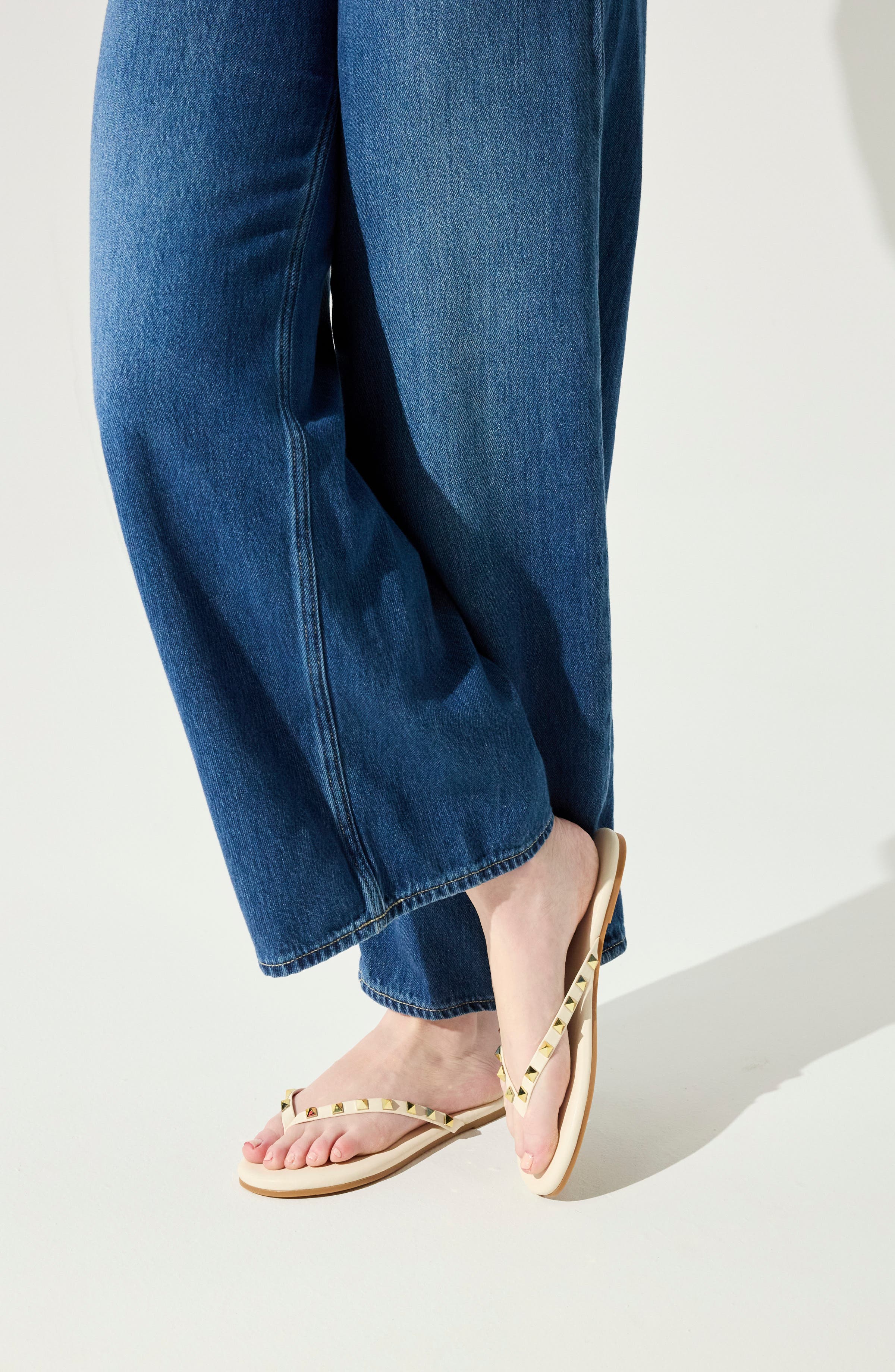 Rivington Stud Flip Flop, Alternate, color, CREAM/ GOLD