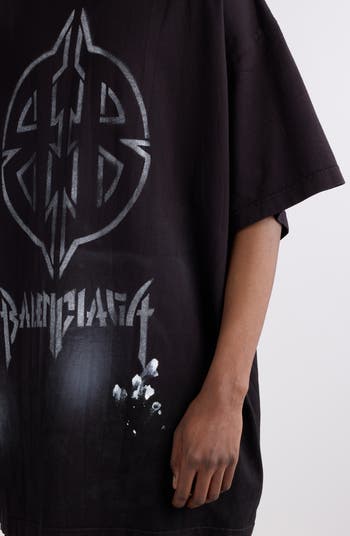 Gender Inclusive Metal BB Stencil Oversize Cotton Graphic T-Shirt