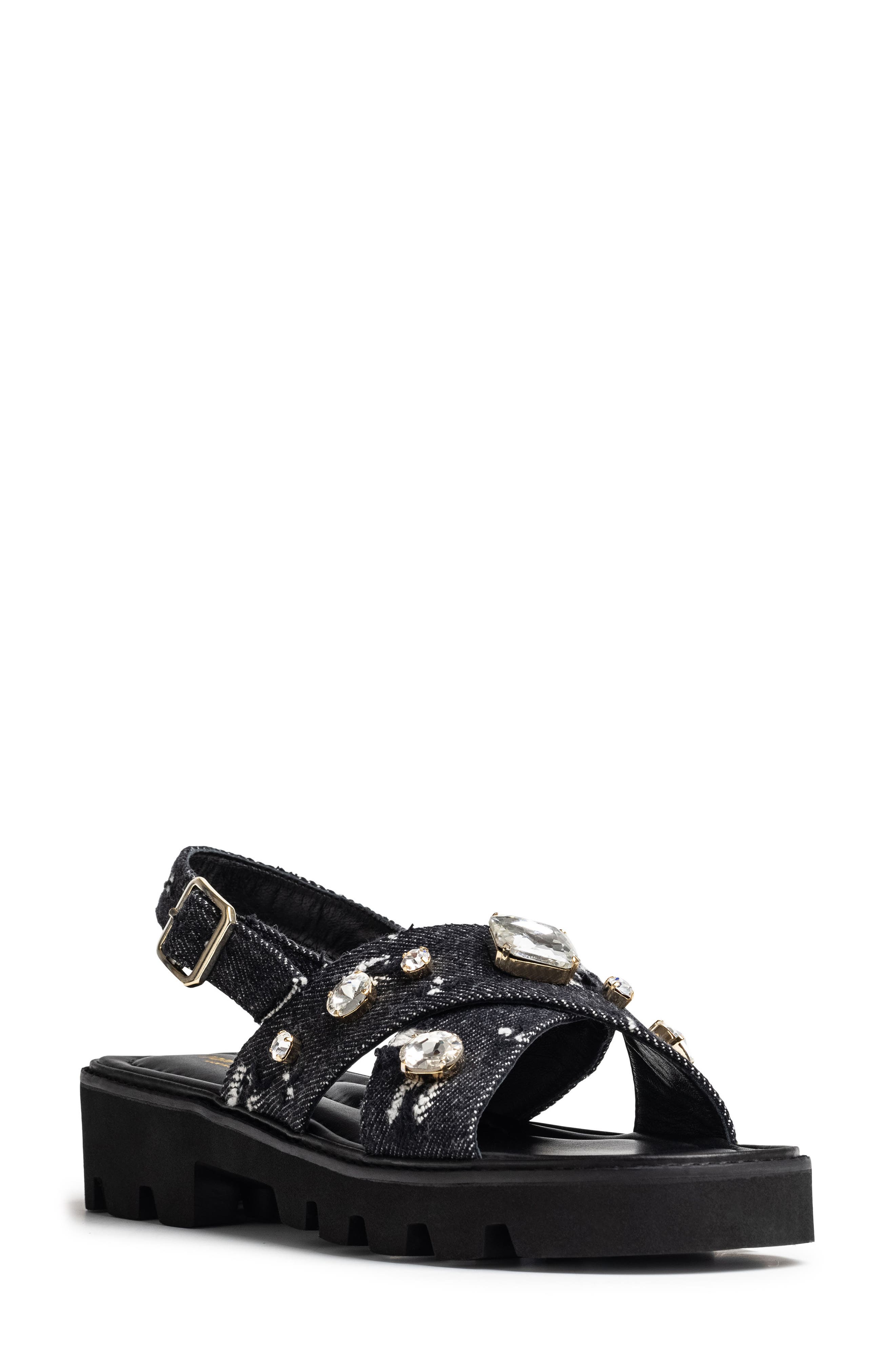 Jon Josef Alexandra Sandal, Main, color, 