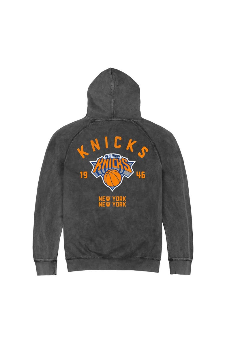 Stadium Essentials Men's Stadium Essentials Charcoal New York Knicks Vintage Raglan Pullover Hoodie, Alternate, color, Charcoal