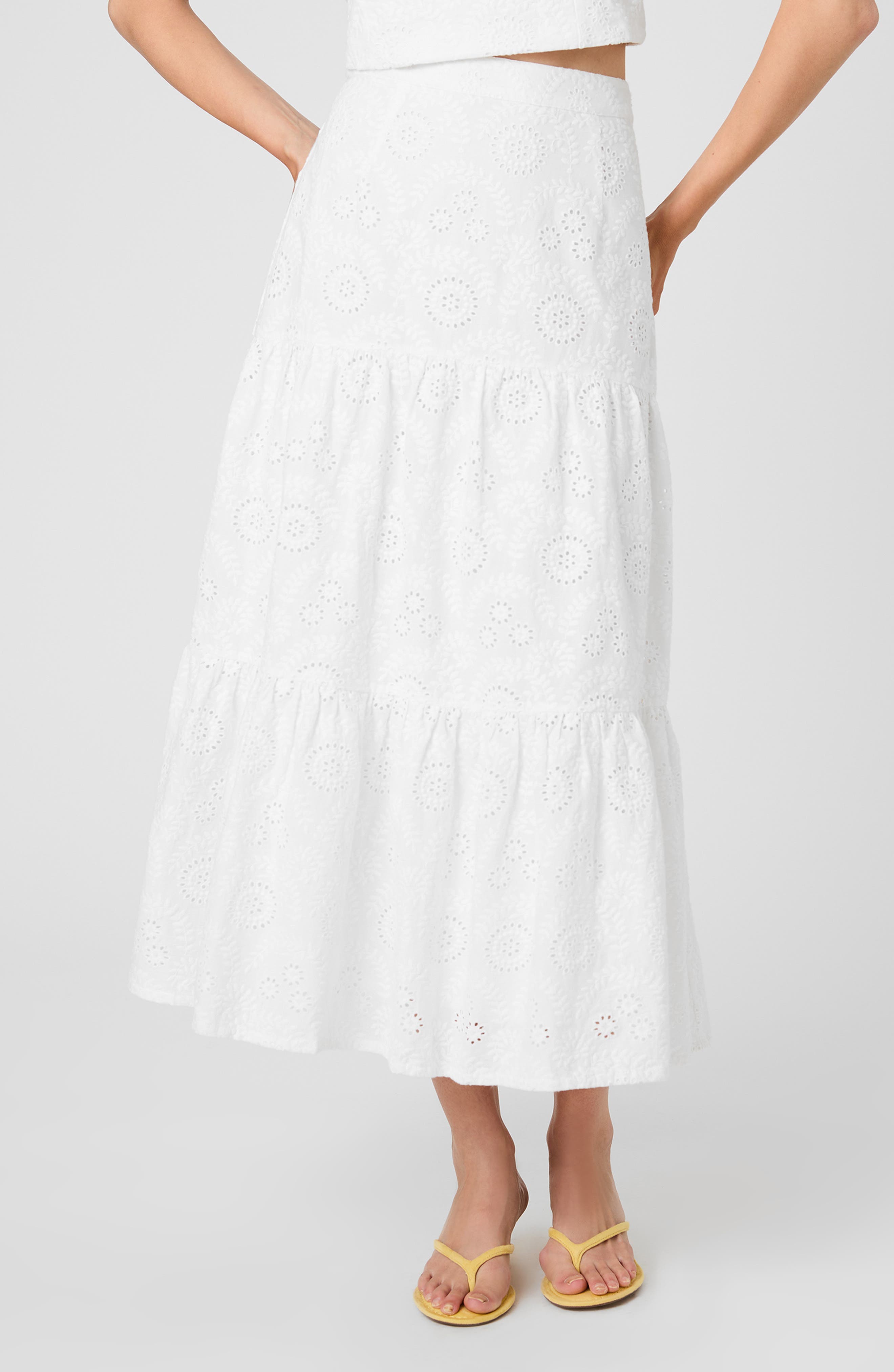 selected SUMMER WHITE