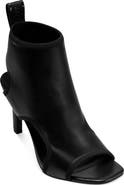 DKNY Bason Sandal