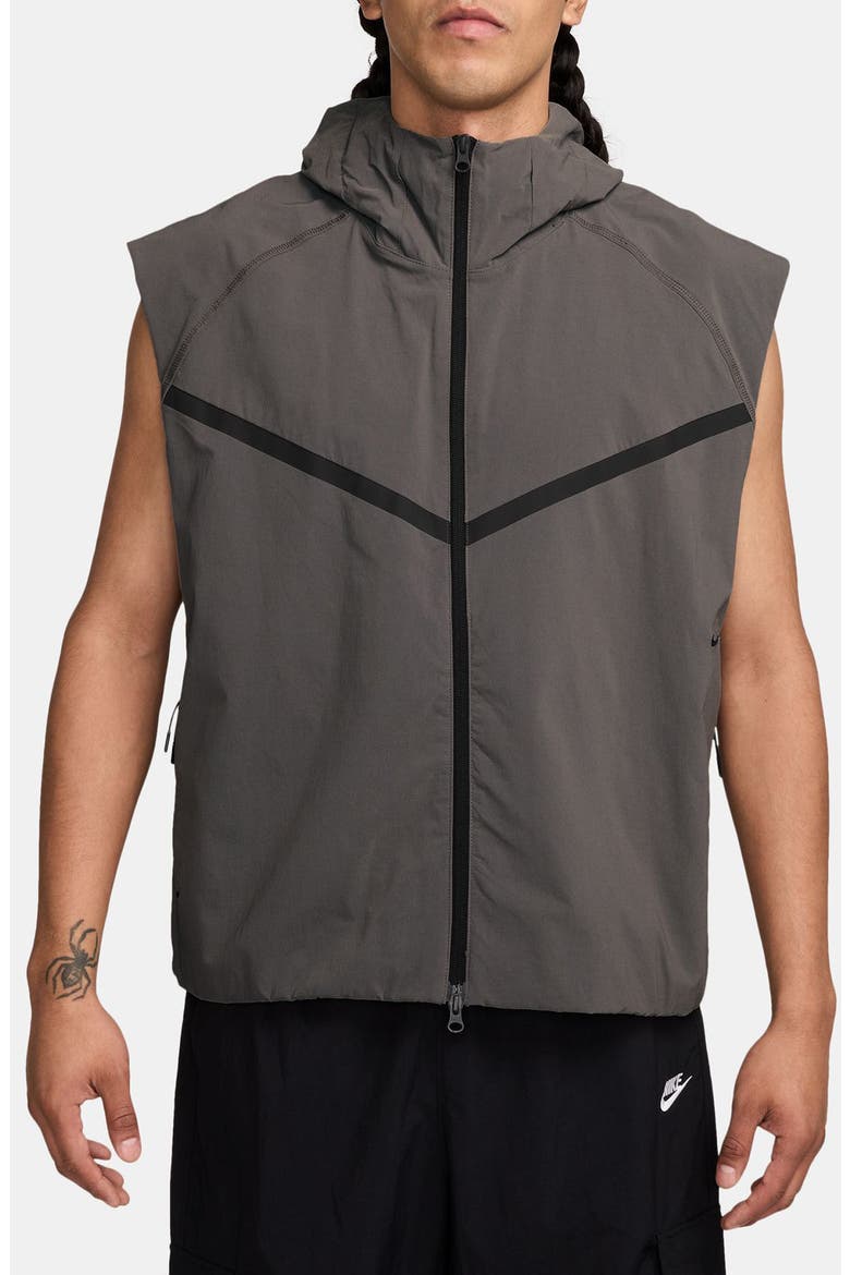 Nike Tech Ergonomic Vest (Men) | Nordstromrack