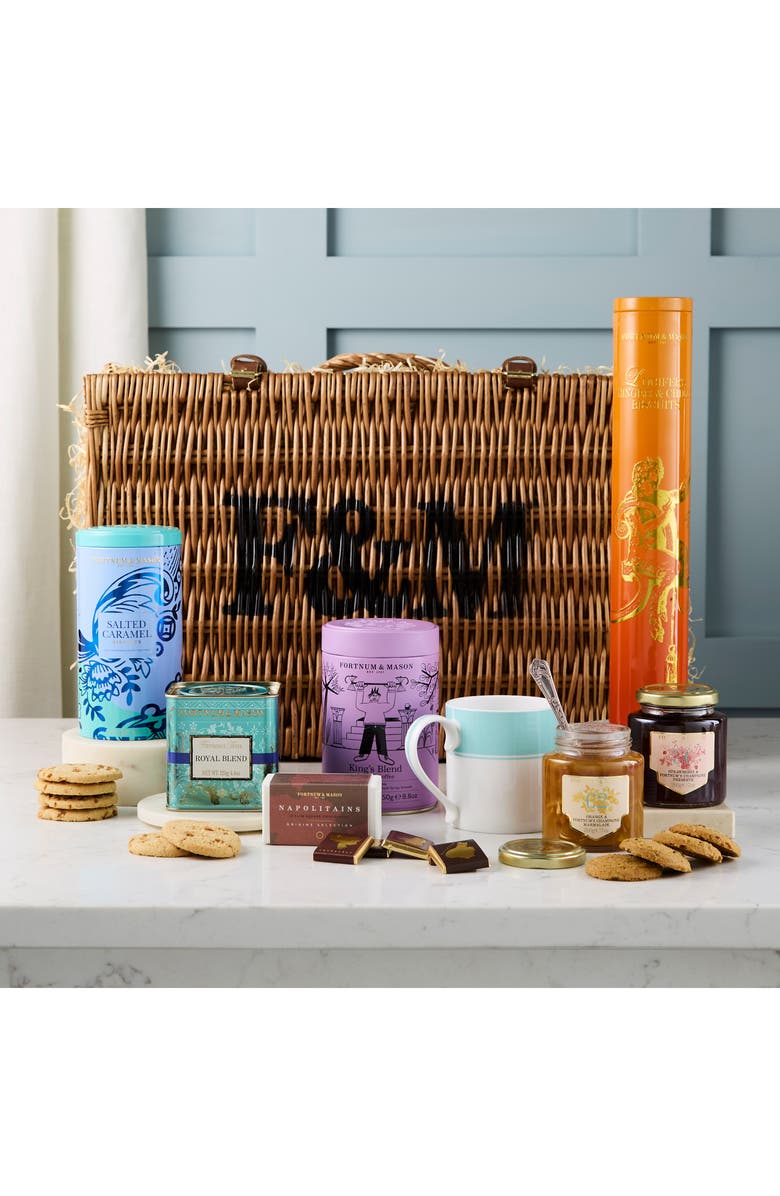 Fortnum
Mason The King
s Hamper Wicker Gift Basket, Alternate, color, Assorted Pre Pack